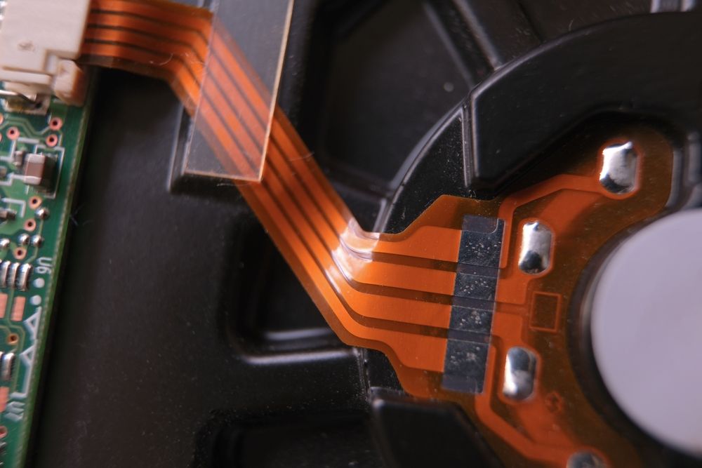 4-line flexible flat ribbon cable on an electromechanical system