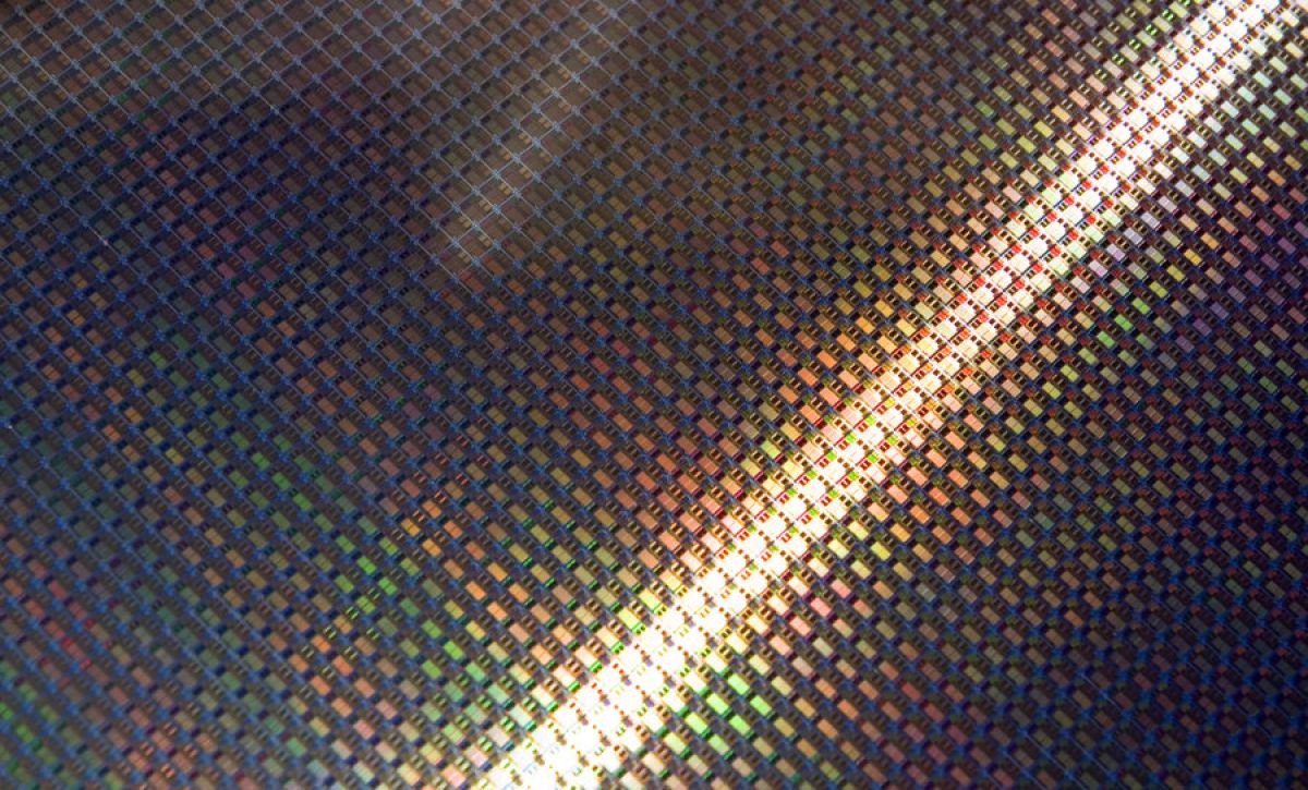 Desafíos de la Integración de Fotónica de Silicio en el Diseño de PCB ...