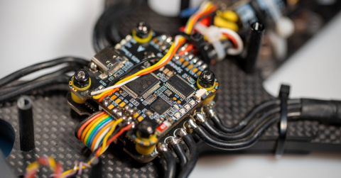 Komponentengehäusewechsel, die Änderungen am PCB-Layout minimieren Cover