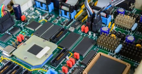 EMI- und Signalintegritätsprobleme bei Mehrschicht-PCB-Designs