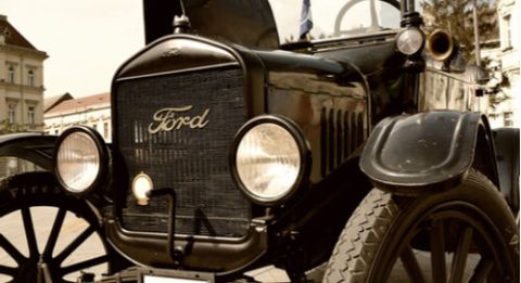 Integration of Schematic Capture, Layout, and Databases Improves Efficiency