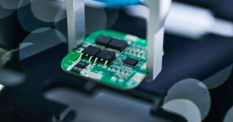 Real-Time BOM Decision-Making Made Simple