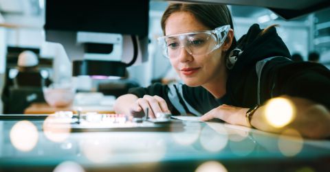 The Impact of Supply Chain Disruptions on BOM Management