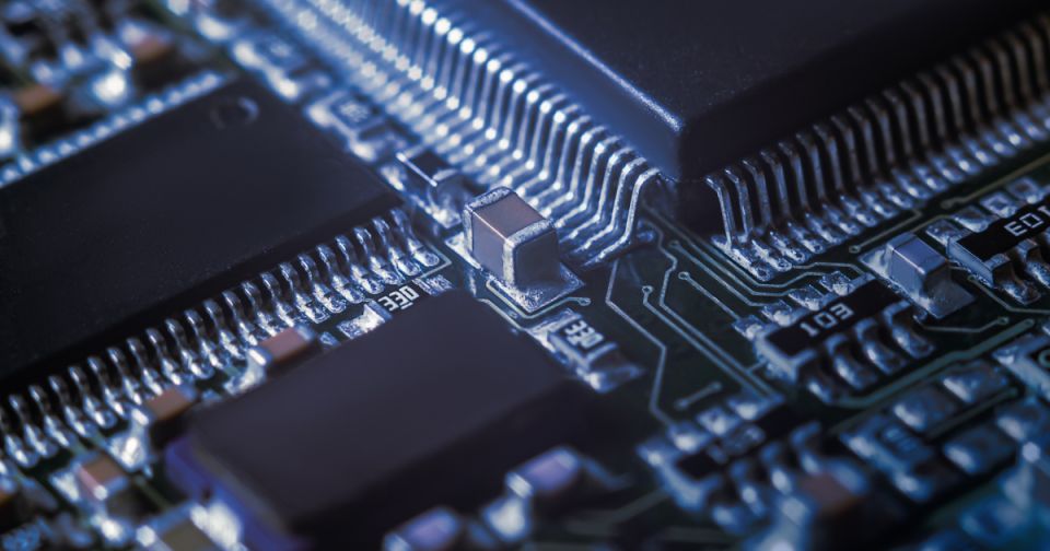 Prácticas recomendadas para bibliotecas de componentes centralizadas para equipos de hardware