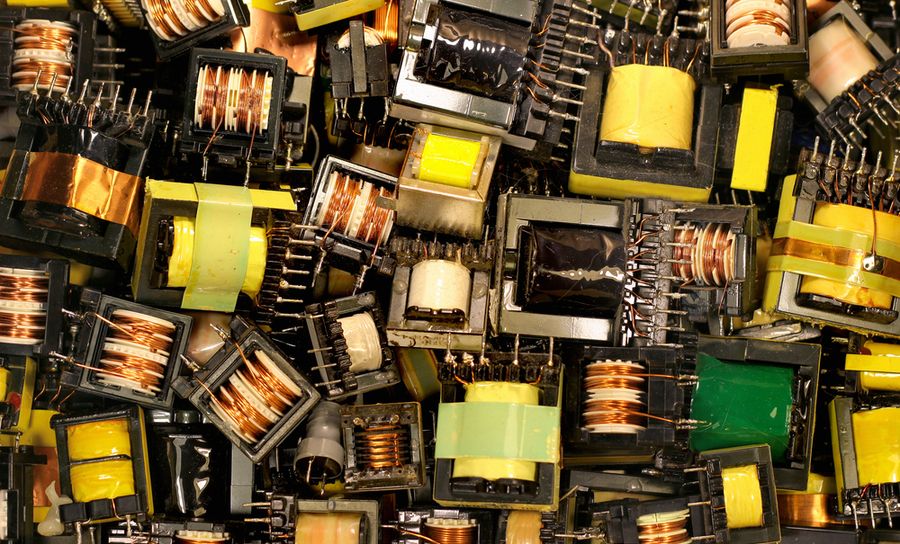 Coupled Versus Uncoupled Inductors: Which is Right for Your Switching Power Supply?
