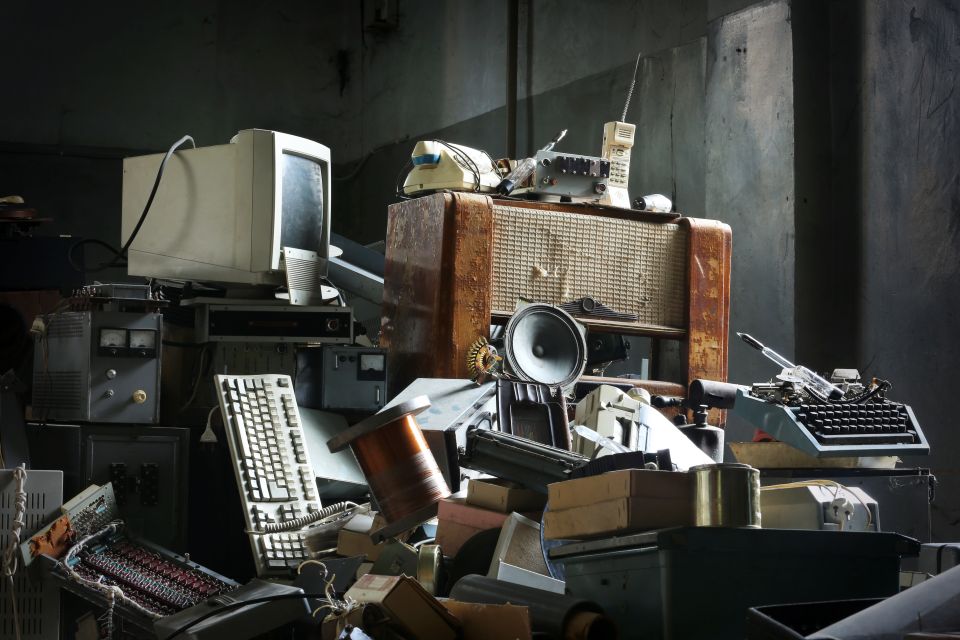Alte elektronische Komponenten