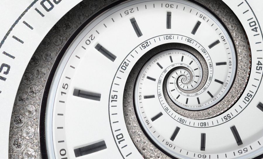 Hybrid or Compact: Fractal Antennas in PCB Design