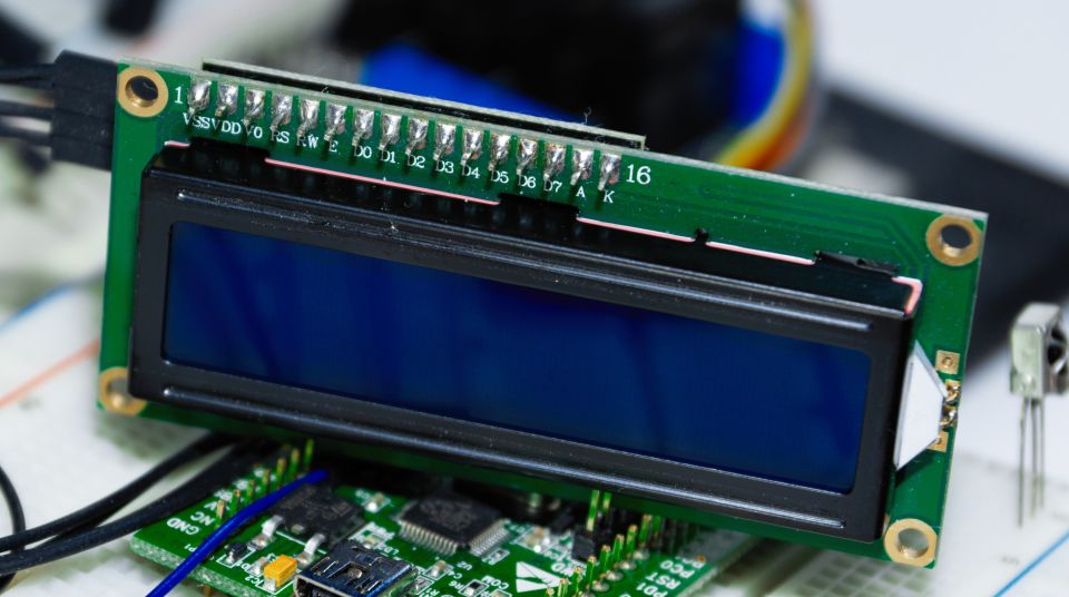 I2C против SPI против UART для ЖК-экрана