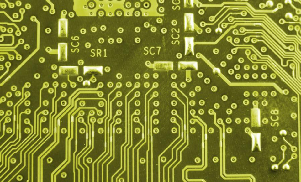 L’instradamento nei PCB: Stripline vs microstrisce