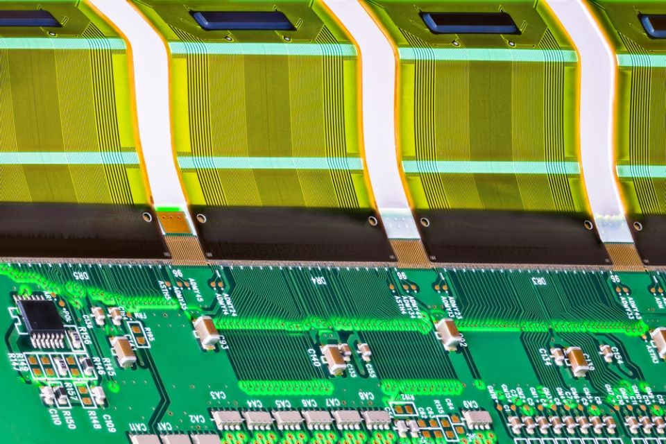 Layer Stackup in Rigid and Rigid-Flex PCBs