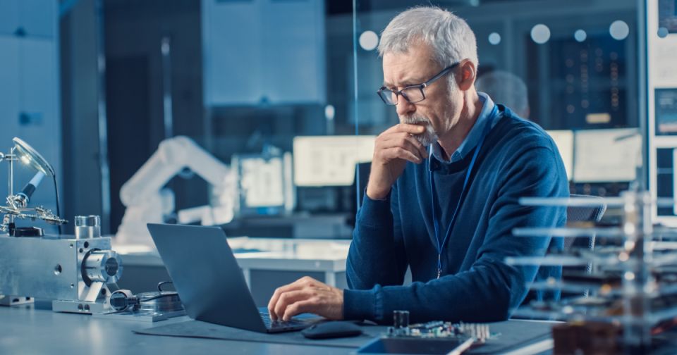 Prise en charge multi-CAO pour la maintenance de produits hérités