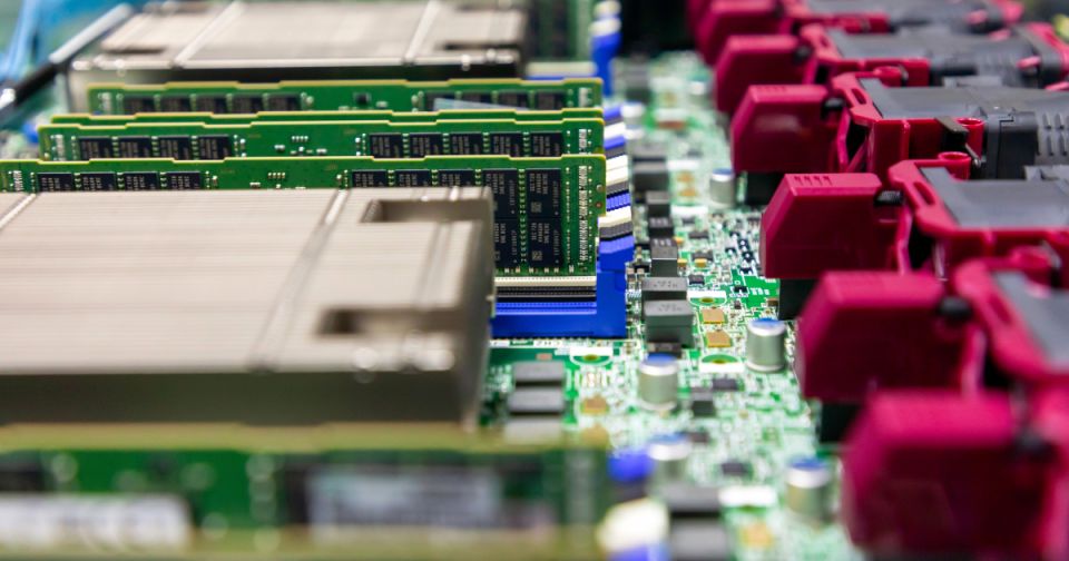 Multi-Board Designs With Advanced Simulation and Compliance Tools