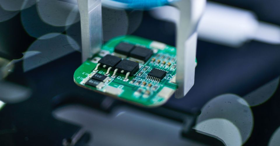 Real-Time BOM Decision-Making Made Simple