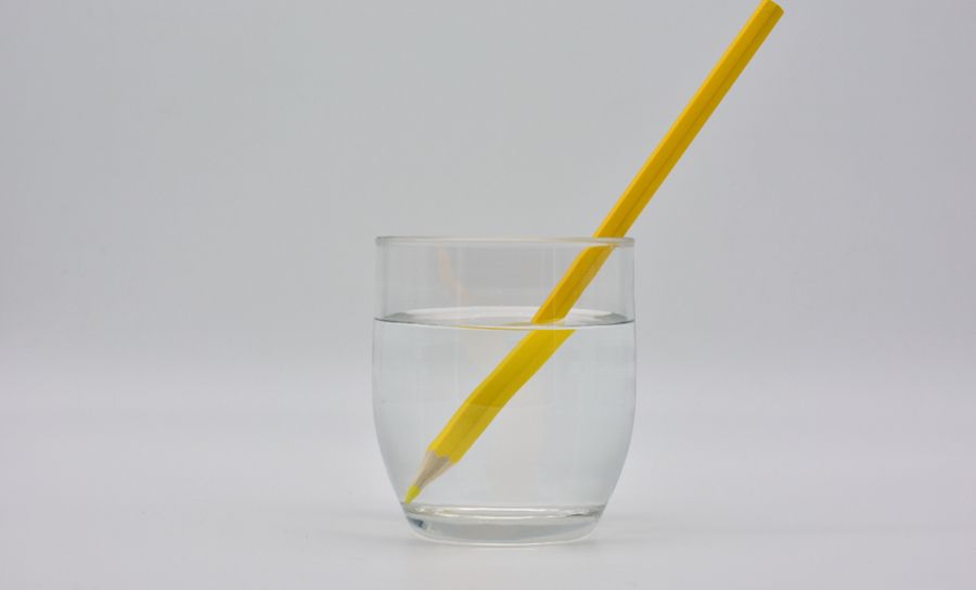 Przenikalność względna substratów PCB: dielektryki high-k czy low-k?