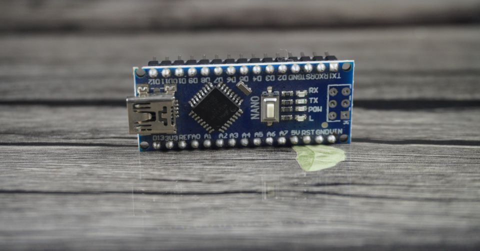 Shrinking Arduino Projects: Atmega328P and Nothing More