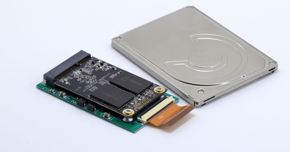 интерфейс zif, изолированный на белом фоне