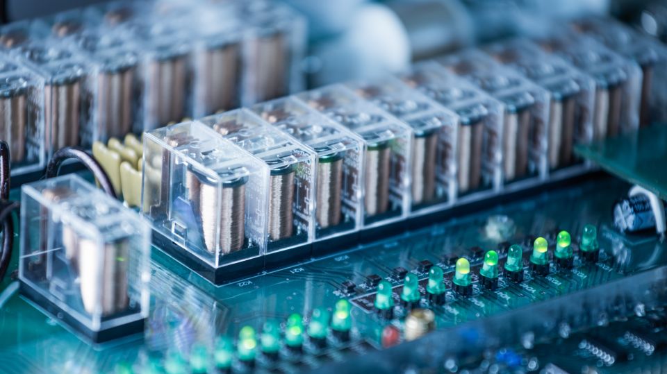 Relays and flyback diodes