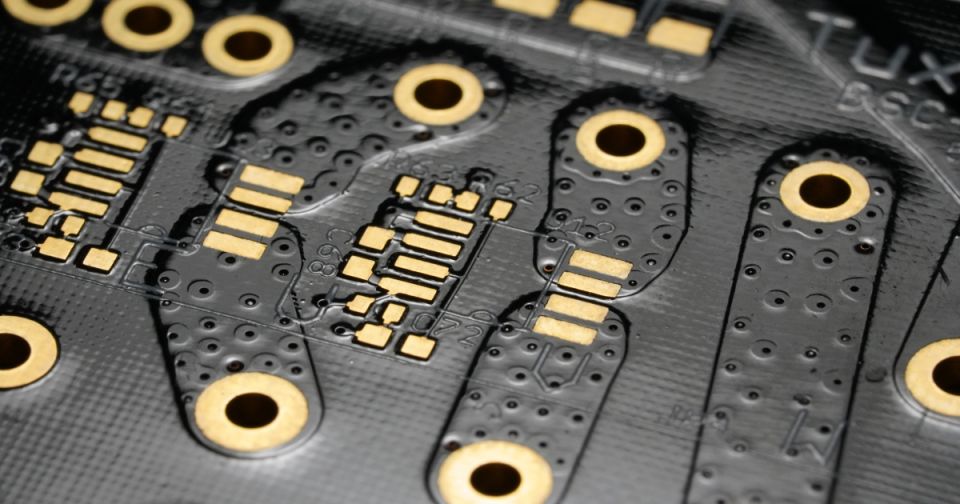 Vias Proper Placement and Recommended Parameters