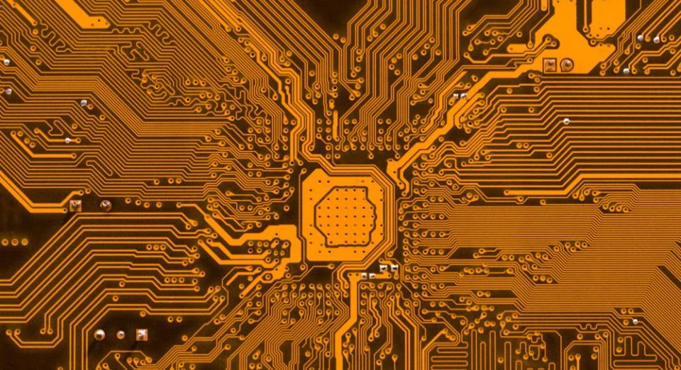 Why Designing a High Voltage PCB for Rapid Prototyping Is More Effective Than Rushing to Form Factor